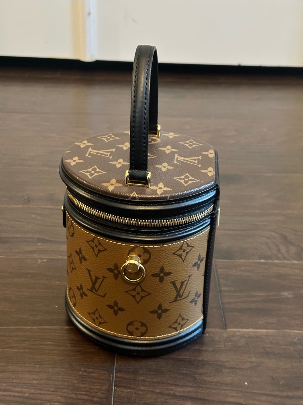 Louis Vuitton Cannes Reverse Monogram - Picture 2 of 14